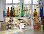 köksfönster med flaskor och våg, küchenfenster, kitchen windows