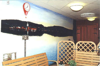 Väggmålning av Ljustern och dekorationsmålning på Vårdcentralen Skönvik